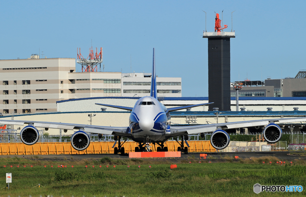 「群青」Air Bridge Cargo 747-8 VQ-BRH  出発です