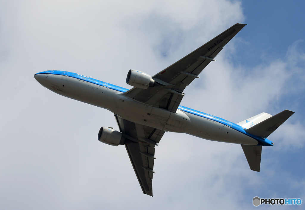 「青色」 KLM 777-200 PH-BQL Takeoff 