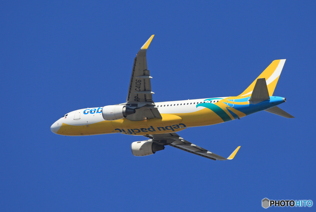 「SKY」 CEBU A320-214 RP-C4106 出発です