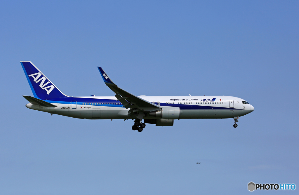 「そらー」 ANA 767-381 JA622A 到着です