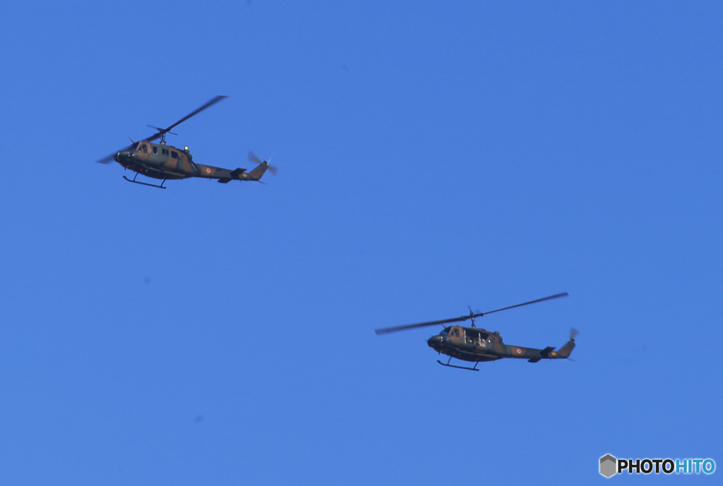 「SKY」ヘリコプター飛来  ブラックホーク　２機