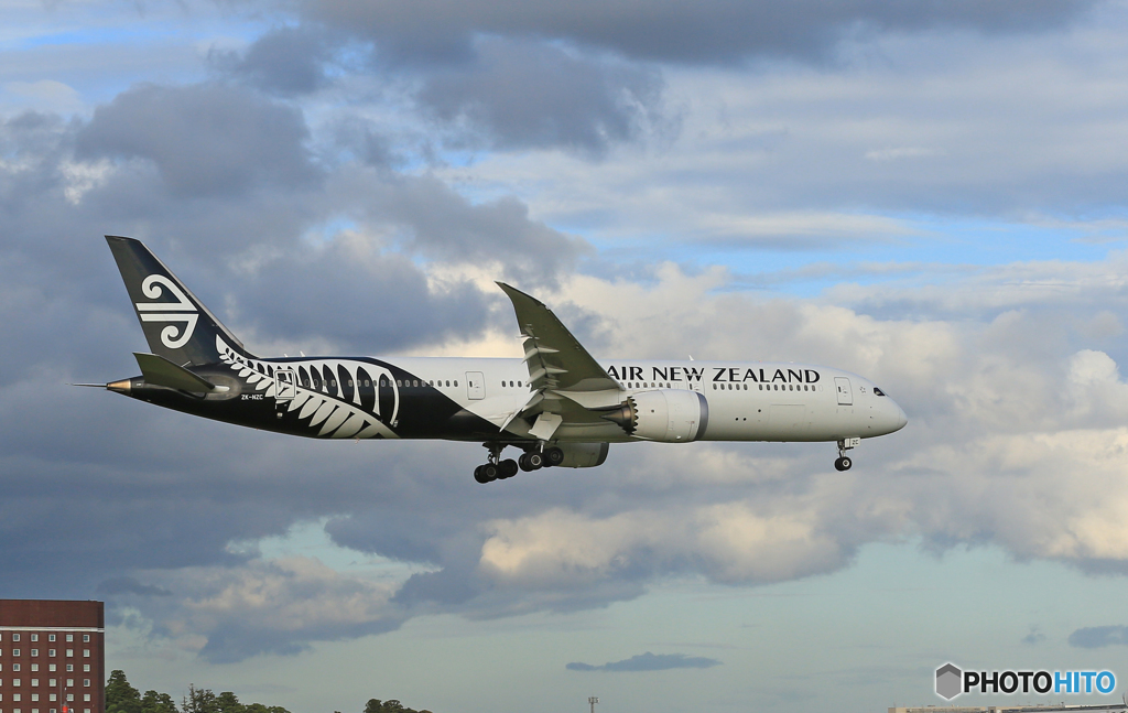 「青空」 AIR NZ' 787-9 ZK-NZC Takeoff 