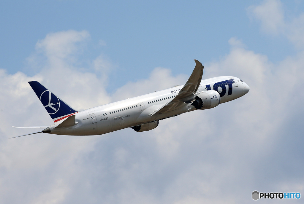 「SKY」 LOT 787-8 SP-LSB 出発です