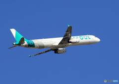「青が好き」 Air Seoul A321-231 HL8280 離陸です