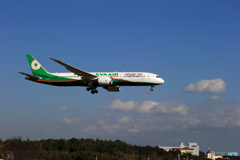 ☀「青い空」EVA 787-9 B-17885  Landing
