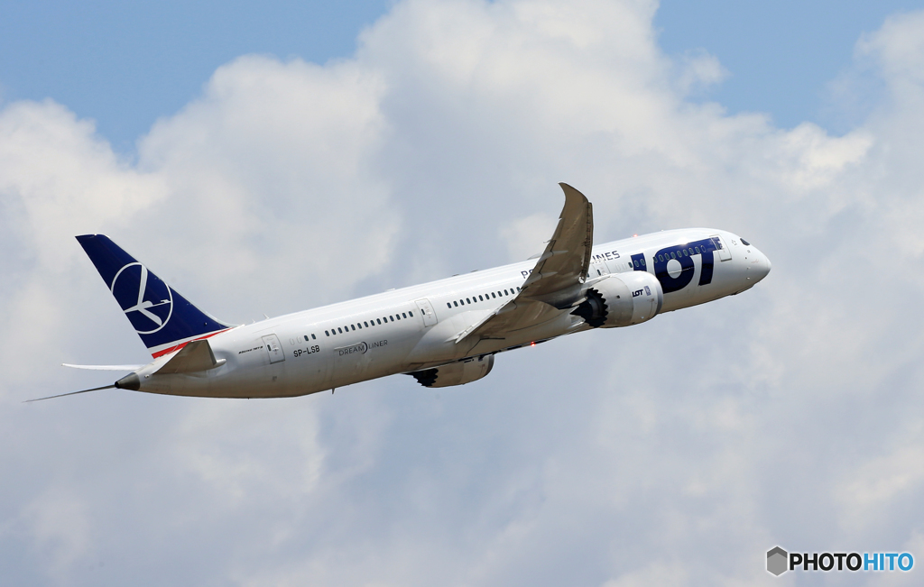 「青色」 LOT ポーランド787-8 SP-LSB Takeoff 