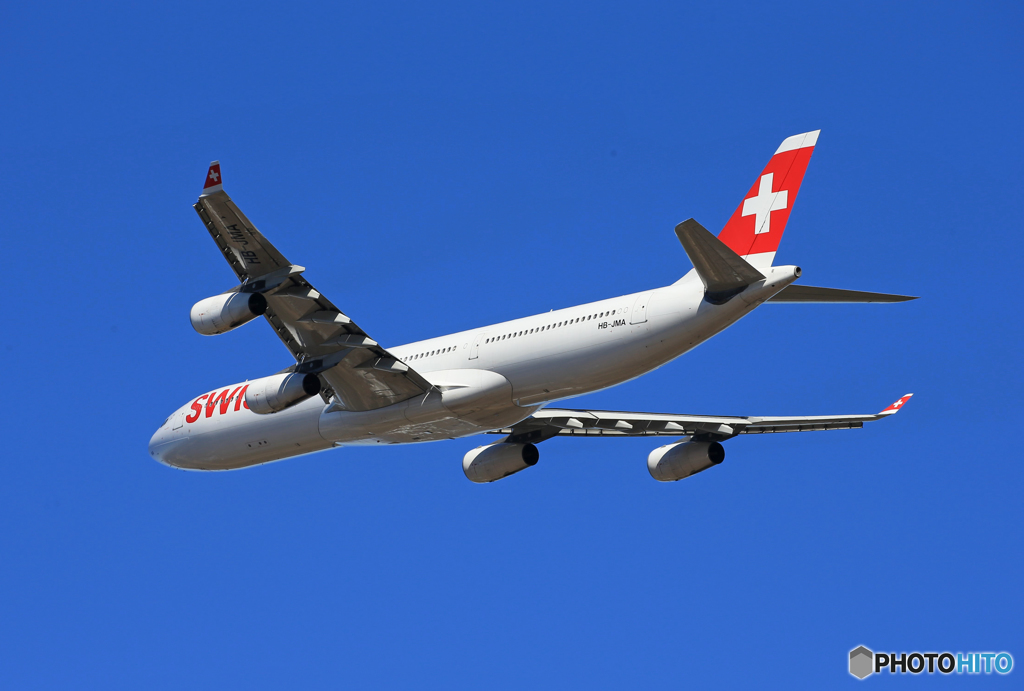 「良い空～」 SWISS A340-313 HB-JMA Takeoff 