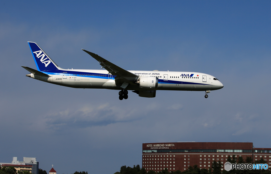 ☀「あおぞら」ANA 787-9 JA922A 着地前