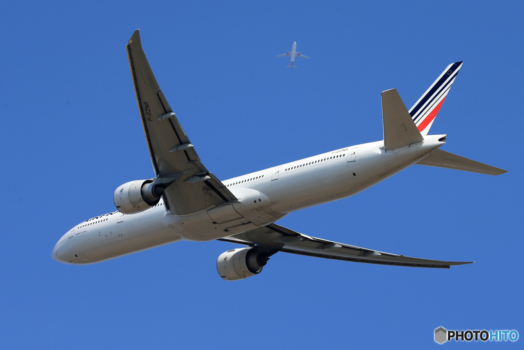 「良い空～」AIR FRANCE 777-200 クロス F-GZNR