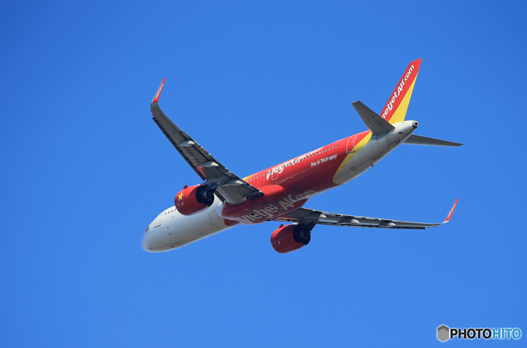 「真青の空」Vietjet A321-271N VN-A653 出発