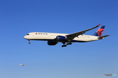 「はれ」DELTA A350-941 N503DN 通過