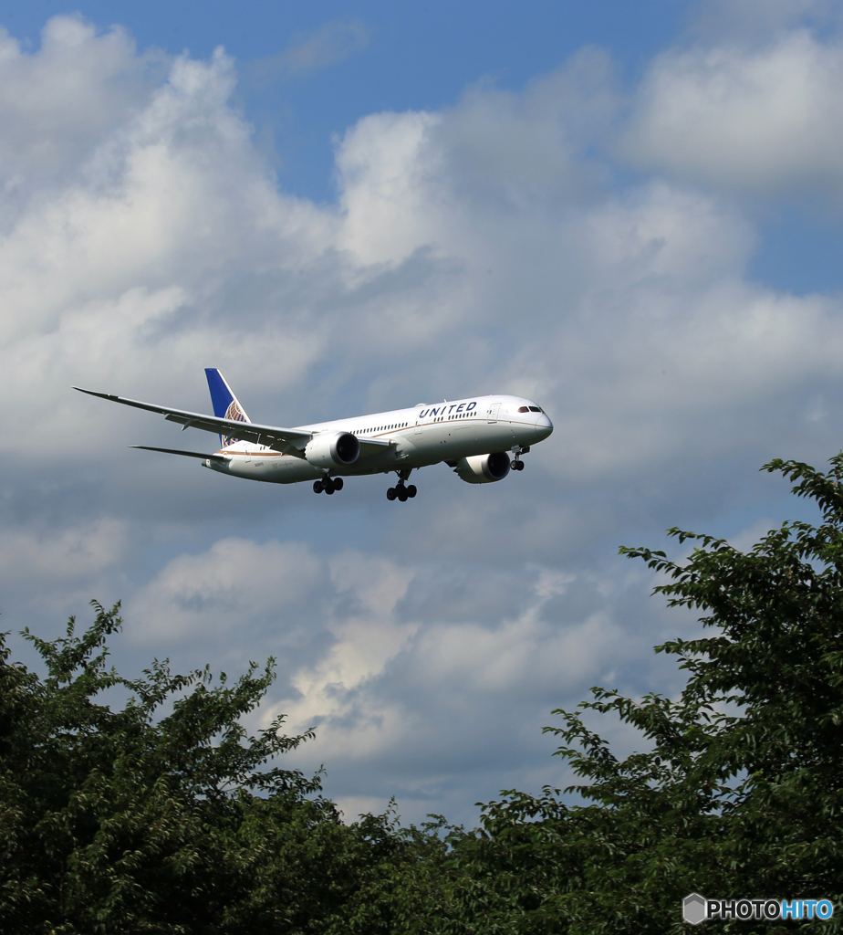 「良い空～」UNITED 787-9 N26970 到着です