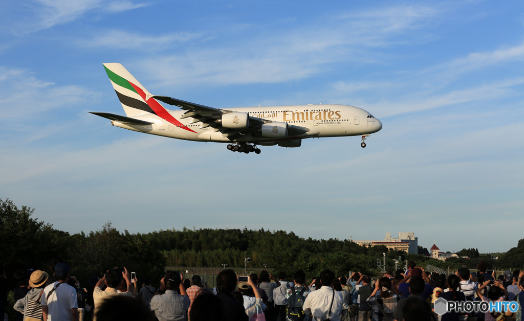 「あおいそら」 エミレーツ航空 A380-861 到着です