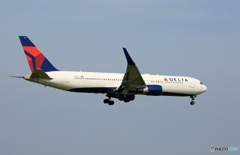 「良い天気」 DELTA 767-332 N1608 Landing