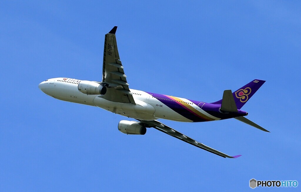 「蒼空」 Thai A330-343 HS-TBE 飛び立ちです