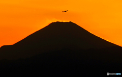 「Cool」富士山と　ダイヤモンド飛行機なんですね
