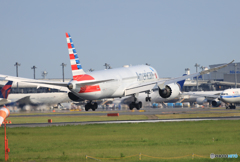 「スカイ」 American 787-9 N820AN 着地前