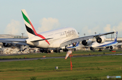 「あおぞら」 エミレーツ航空A380-861 A6-EDZ