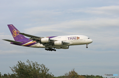 「青い空」が一番 THAI A380-841 HS-TUA着陸