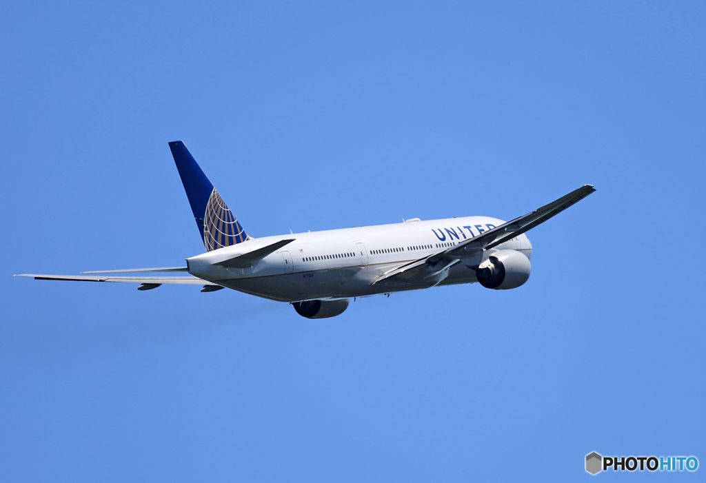 「青色が好き」 UNITED 777-222 N777UA Takeoff 