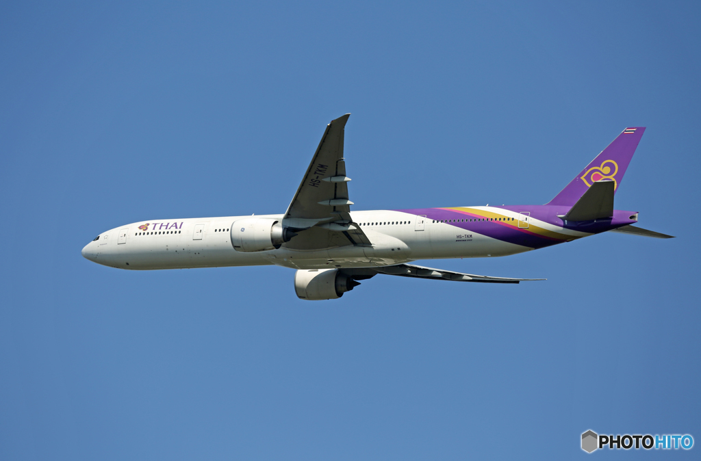 「SKY」 Thai 777-3AL HS-TKM Takeoff  
