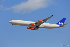 ☀「青い空」が一番 ☮SAS A340-313 OY-KBA
