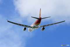 「青い空」が一番「Hong Kong A330-343 B-LNR離陸です