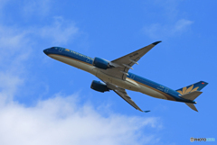 「空色」Vietnam A350-941 VN-A888 離陸 