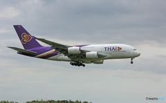 「雲」 Thai A380-841 HS-TUB 着陸