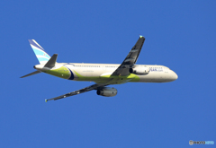 「青色」 AIR BUSAN A321-231 飛び立ちです