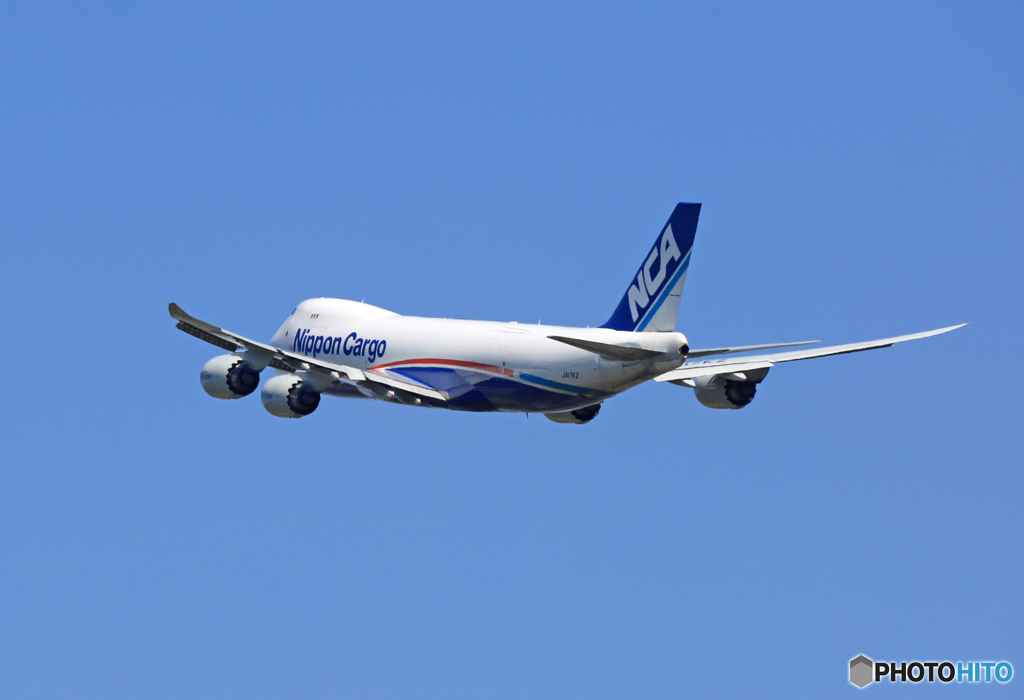 「あおぞら」NCA 747-8KZF JA17KZジャンボ飛ぶ