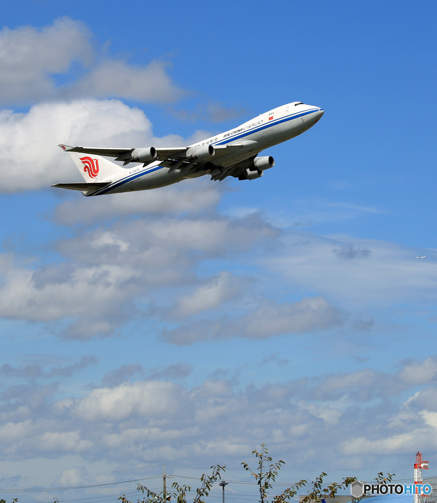 「そらー」 China 747-400F B-2475 飛行