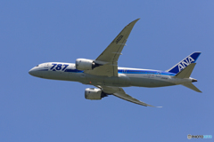 「スカイ」 ANA 787-8 A823A 出発です