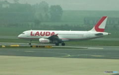 霧の都で　☮ ラウダ航空/LAUDAを探す　☮
