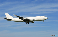 「はれ」 shiro-ATLAS 747-400 N407KZ 着陸