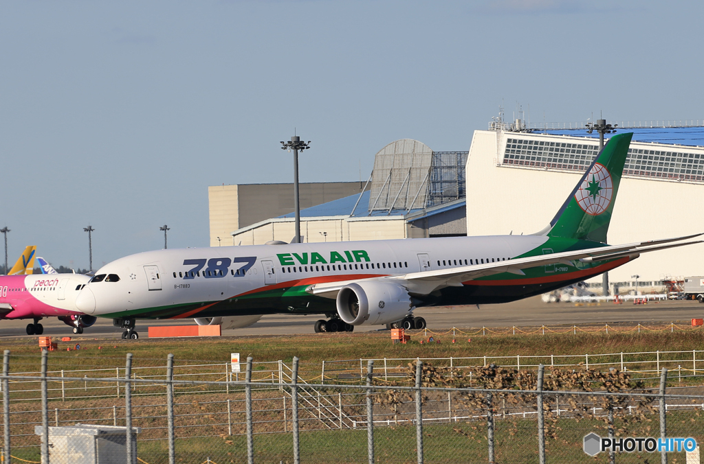 「蒼空」 EVA 787-9 B-17883 出発