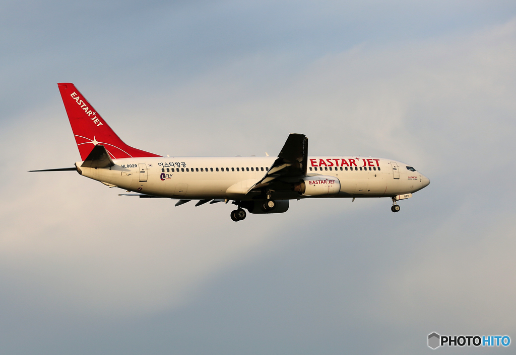 「良い空～」 Eastarjet 737-86N HL8029 到着です