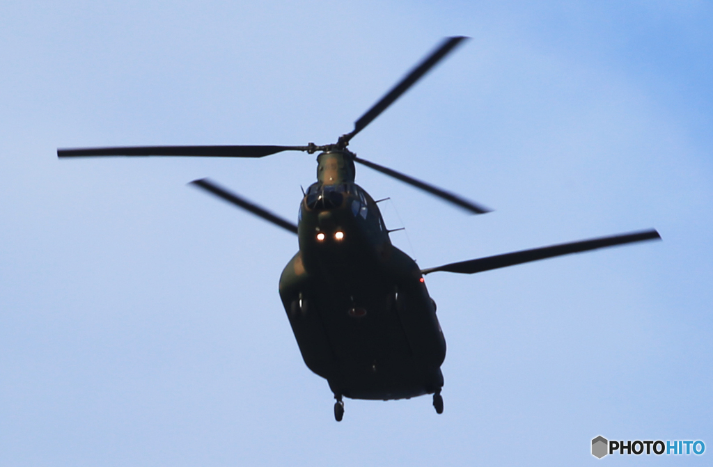 「令和」C H - 4 7  訓練中 チヌーク