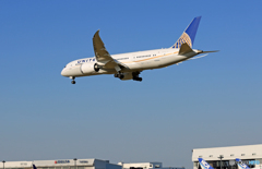 「すかい」 UNITED 787-8 N26909 着陸します