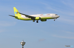 「青空」 JIN AIR 737-8SH HL8013 着陸 +