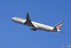  「晴れ」AIR France 777 F-GZNU 出発