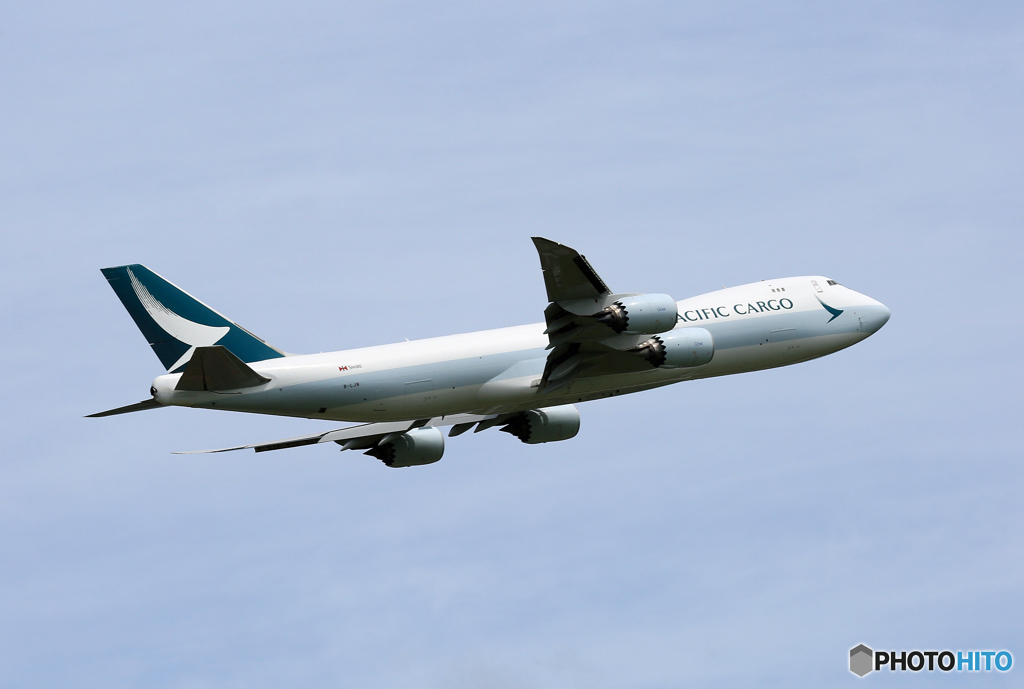 「そらー」 Cathay 747-8 B-LJB 出発です