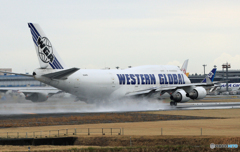 「晴れ」 ? Western Global 747-446  Takeoff