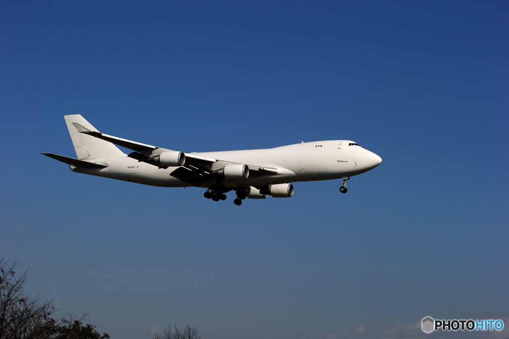 「良い空～」ホワイトアトラス747-4KZF N508KZ  Landing