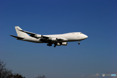 「良い空～」ホワイトアトラス747-4KZF N508KZ  Landing