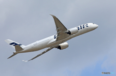 「晴れ」 FINNAIR A350-941 OH-LWF 出発