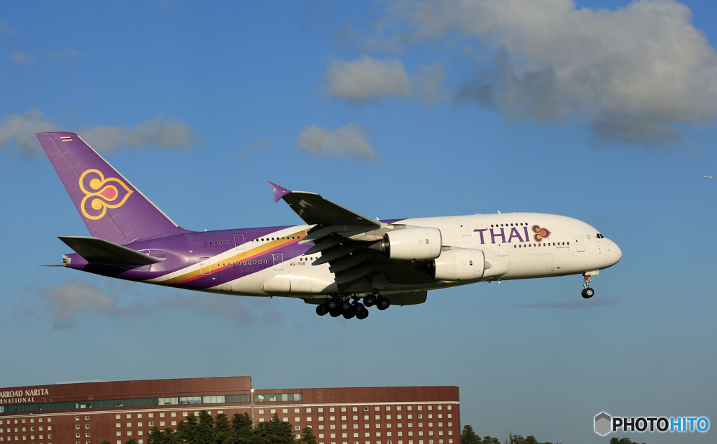 「青が大好き」 THAI A380-841 HS-TUE 通過