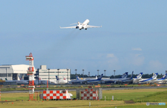 「SKY」 プライベートBD-700 N796GL Takeoff