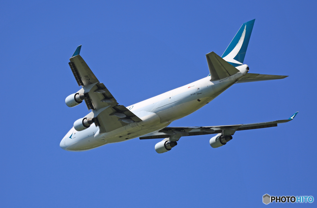 「青が好き」 Cathay Cargo 747-400 B-LIA 飛行