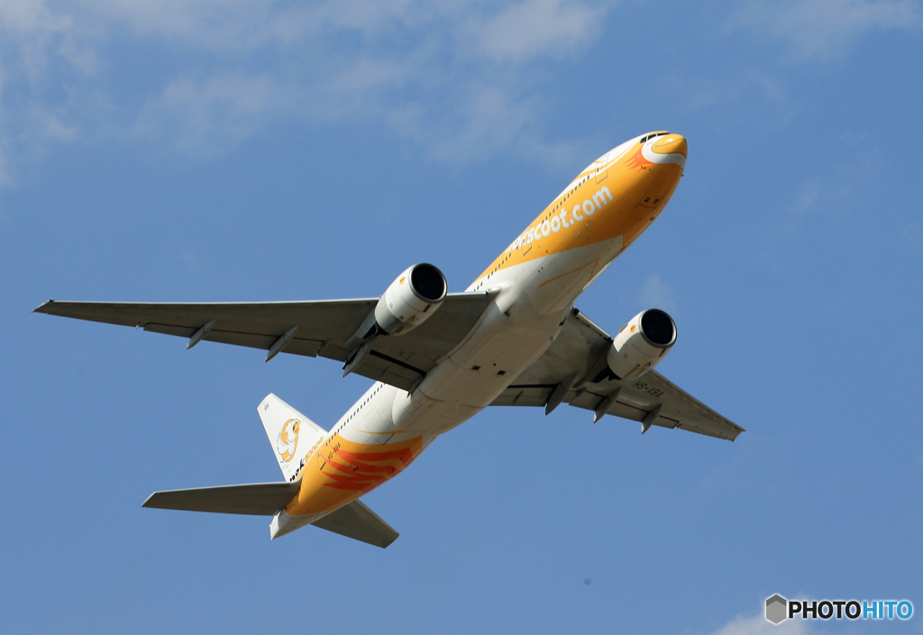 「Blue」 nokscoot 777-212 HS-XBA Takeoff